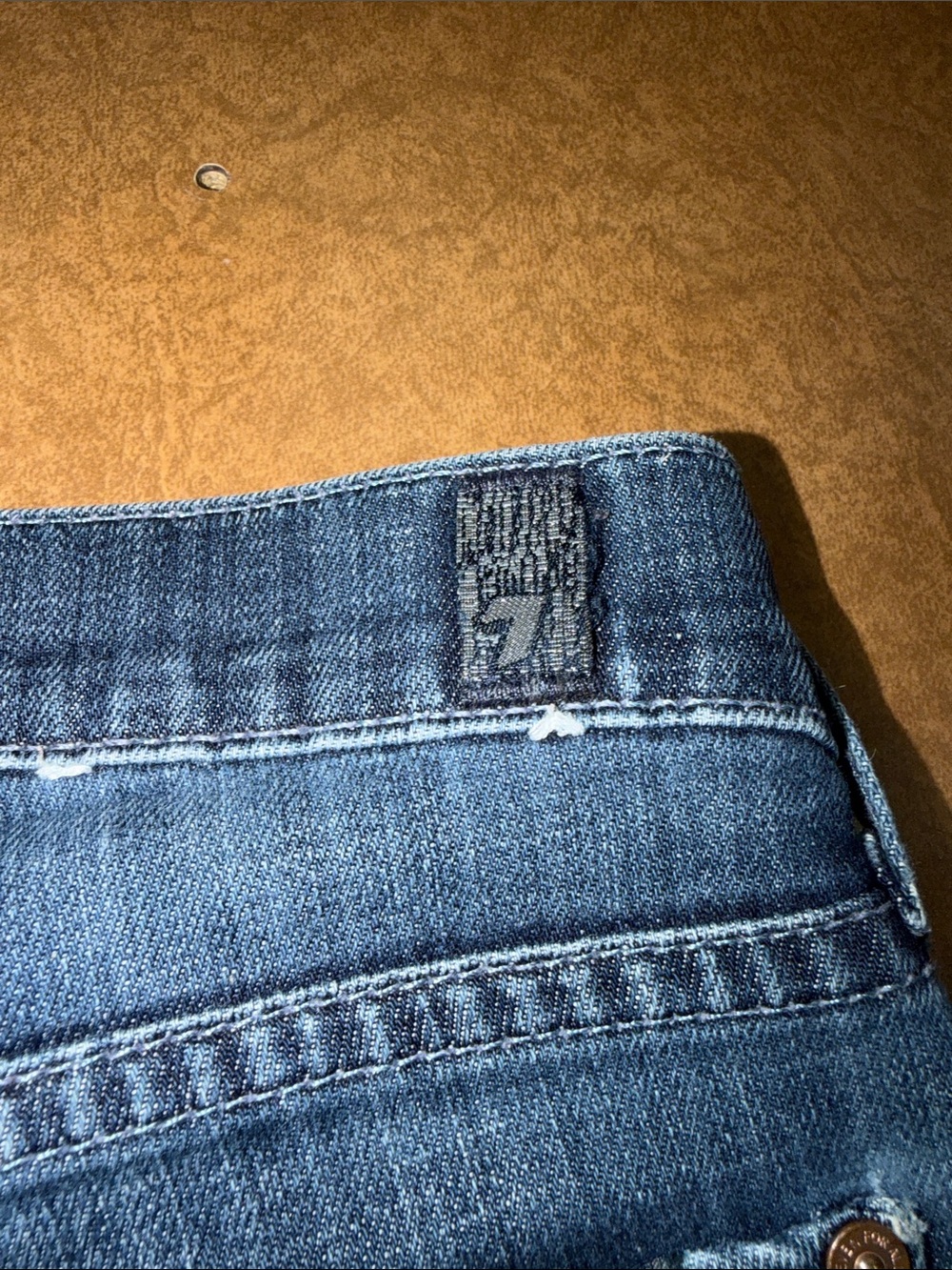 7 For All Mankind Dojo Indigo Wide Leg Flare Jeans • Like NEW • Size 27 - Picture 8 of 11